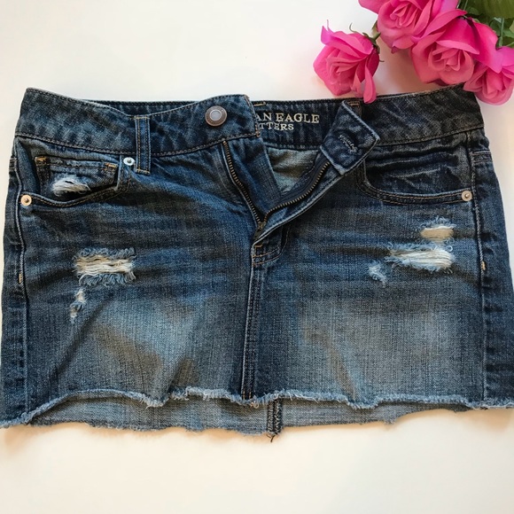 American Eagle Outfitters Dresses & Skirts - American Eagle Distressed Skirt